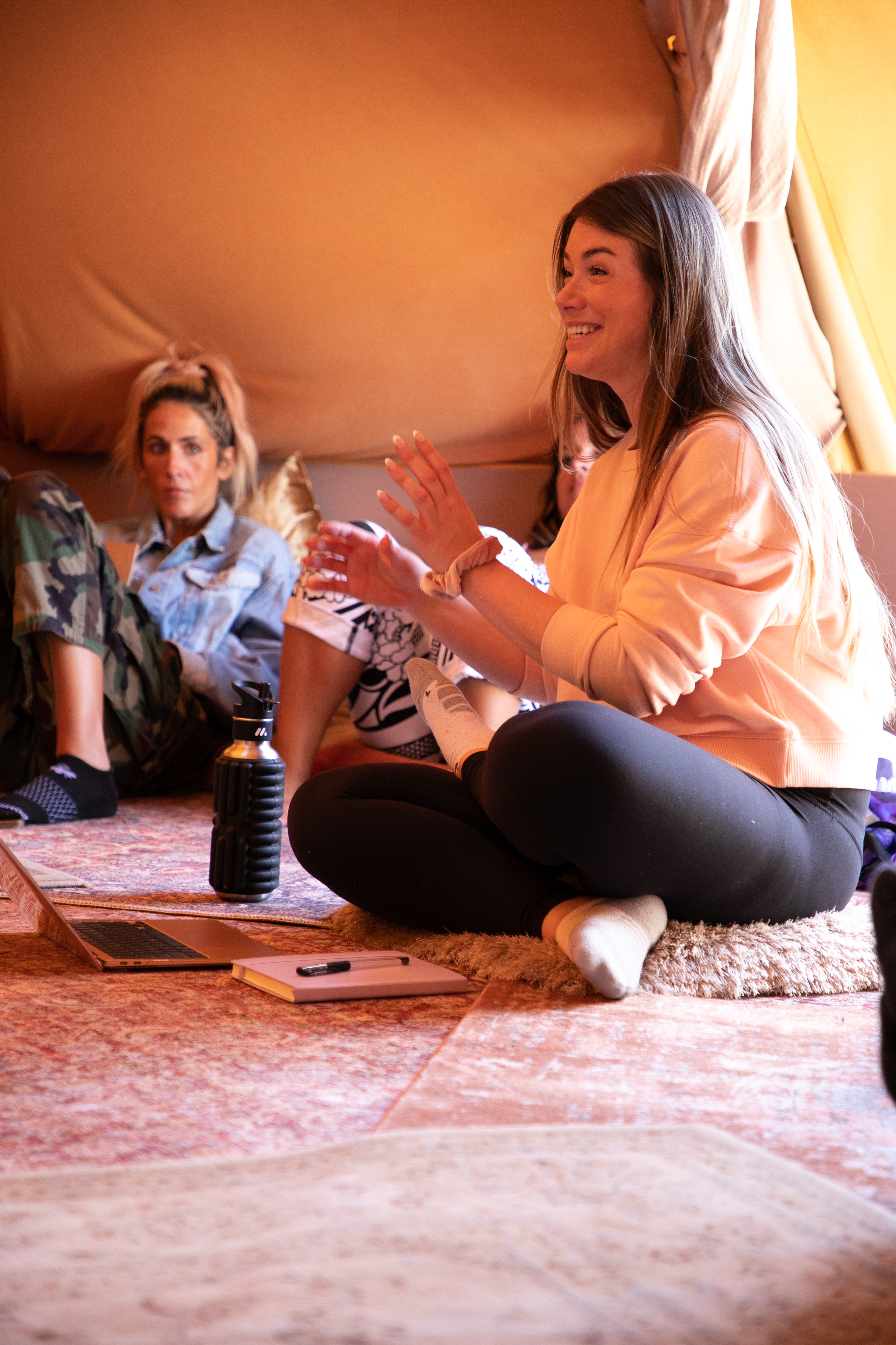 Tabitha Rose leading a workshop in California